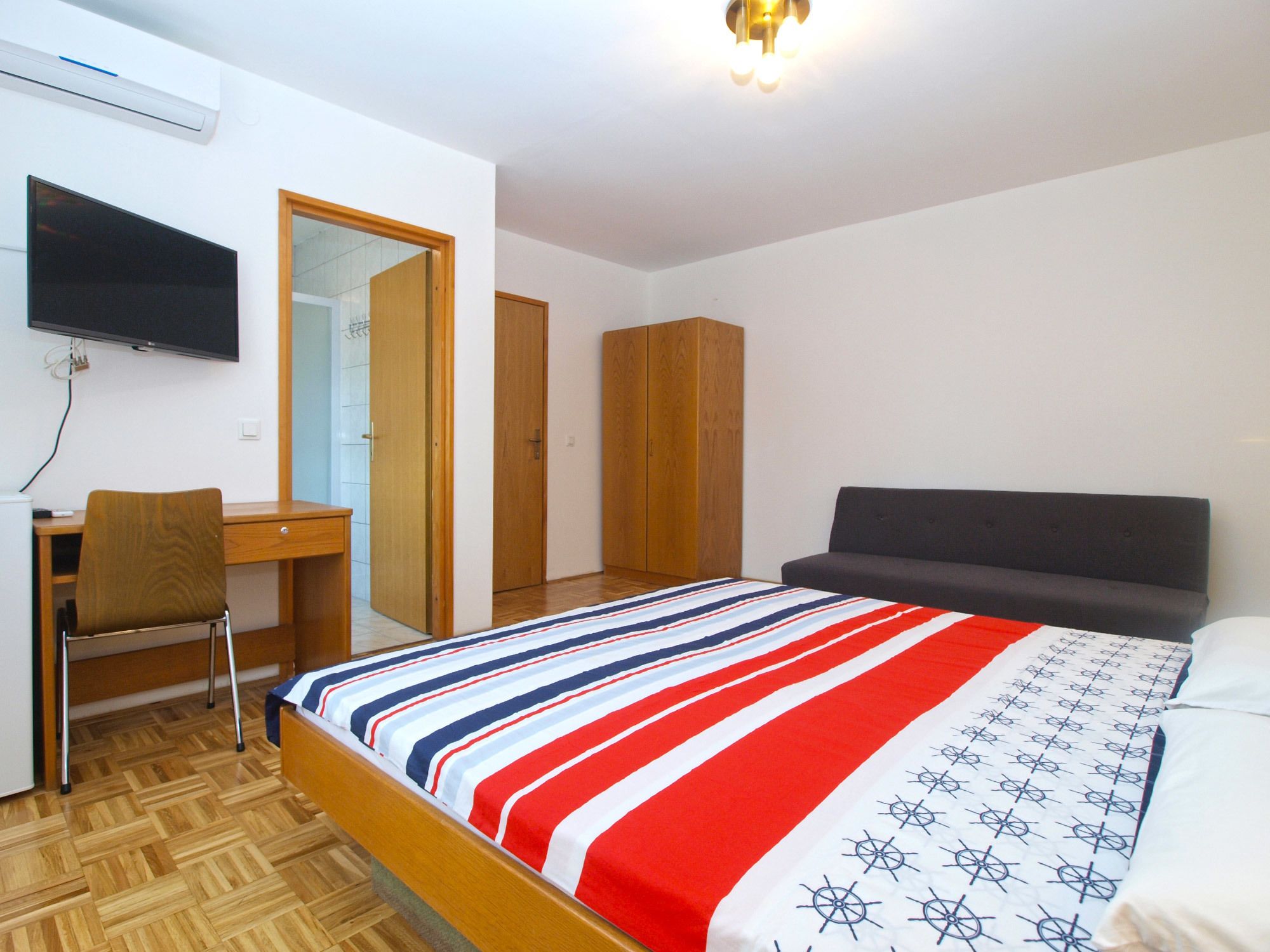 Standard Room, 1 Bedroom (1624/16708) | Free WiFi, bed sheets