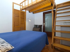 1 bedroom, iron/ironing board, free WiFi, bed sheets