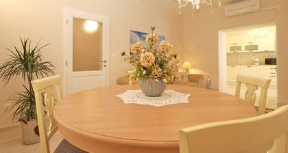 Apartment 1654