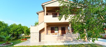 Apartment 1665