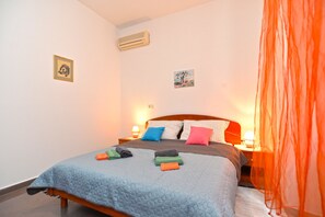 Appartement Standard, 1 chambre (0448) | 1 chambre, fer et planche à repasser, Wi-Fi gratuit, draps fournis