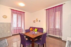 Appartement Standard, 1 chambre (0448) | Restauration dans la chambre