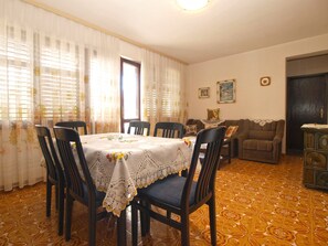 Standard Apartment, 2 Bedrooms (0451) | In-room dining - Apartment 1681 (Medulin)