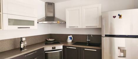 Standard Apartment, 2 Bedrooms (1695/17541) | Private kitchen