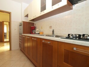 Refrigerador, tetera/pava eléctrica