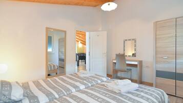 Casa estándar, 5 habitaciones (0464) | 5 habitaciones, tabla de planchar con plancha y cunas gratuitas