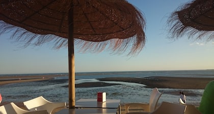 "Apartamento Puesta de Sol", Golf, Piscinas. Playas en Costa de la Luz y Algarve