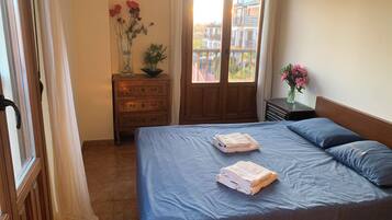 2 chambres, draps fournis, accÚs pour personnes à mobilité réduite