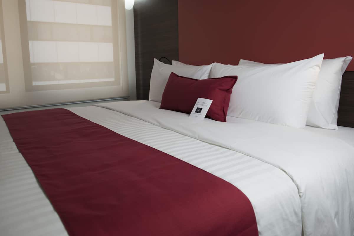 1 Schlafzimmer, hochwertige Bettwaren, Minibar, Zimmersafe