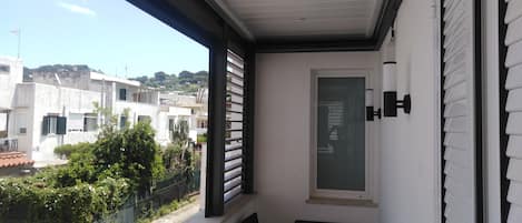 Double Room, 1 Double Bed with Sofa bed, Garden View | Balcony