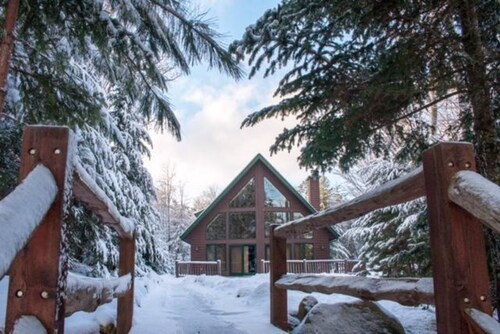 Lake home on beautiful private lake, 15 miles from downtown Hayward, WI