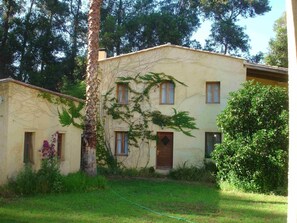 Exterior - Large house quiet comfort air conditioning wifi garden between sea and mountains 12mn beach (Calenzana)