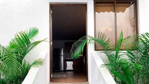 Front of property - Casita Escondida (Antigua Guatemala)