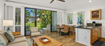 Rare find w/ 2 AC, 2 min walk to beach, Remodeled #151, ground floor!
