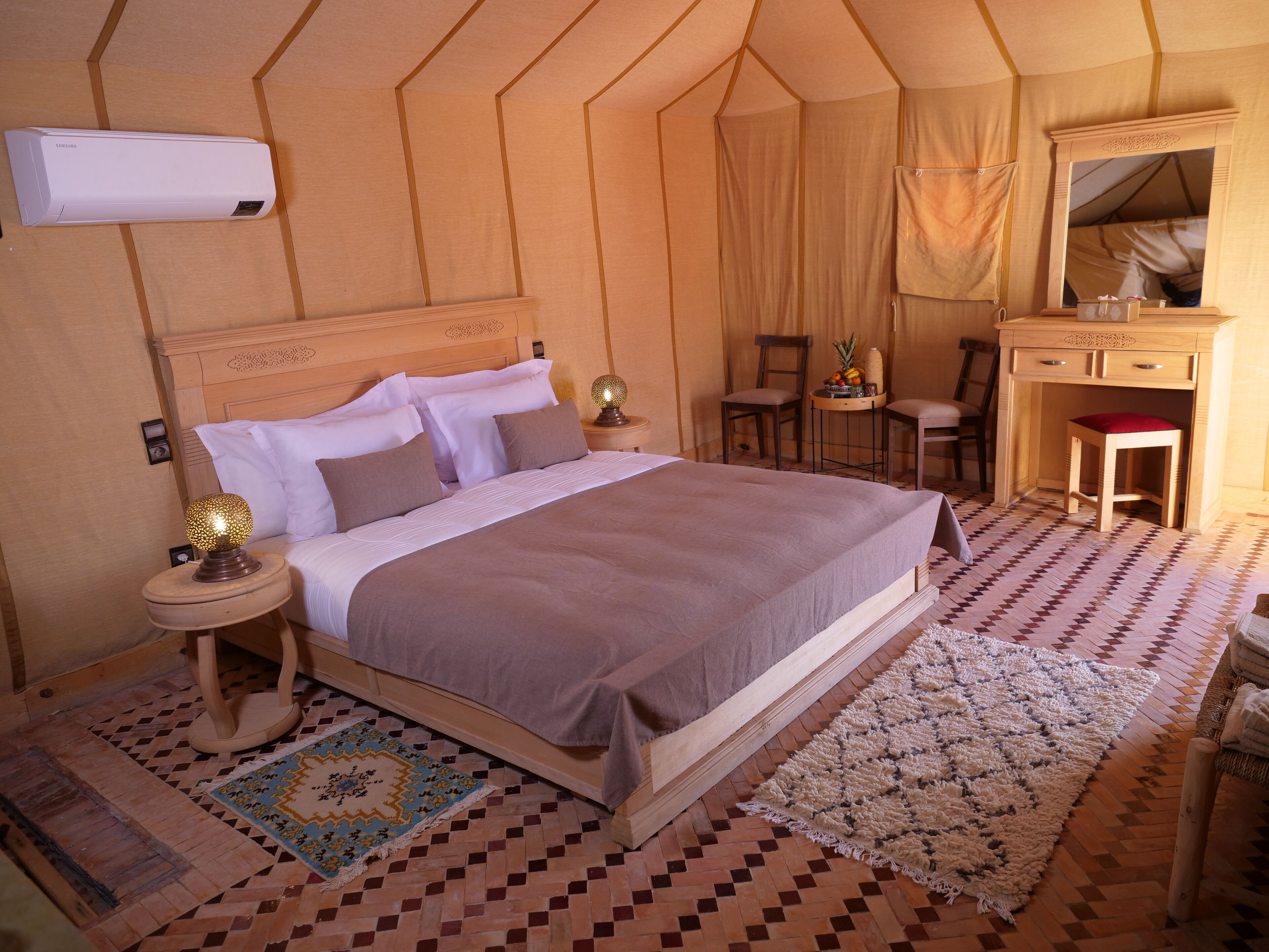 Royal Tent, 1 Queen Bed | Individually decorated, individually furnished, desk, free WiFi