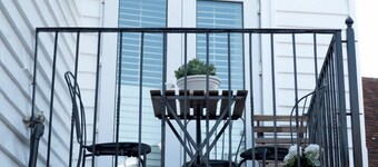 A  great  quirky  listed  in Tenterden high street property,  for up-to 8 people