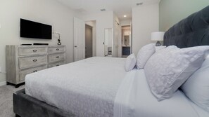 4 bedrooms, iron/ironing board, free WiFi, bed sheets