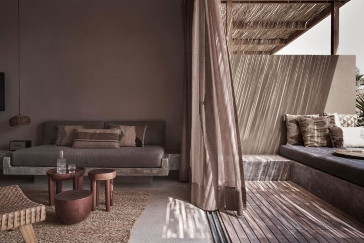 Junior King Suite