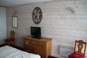 3 chambres, fer et planche à repasser, Wi-Fi