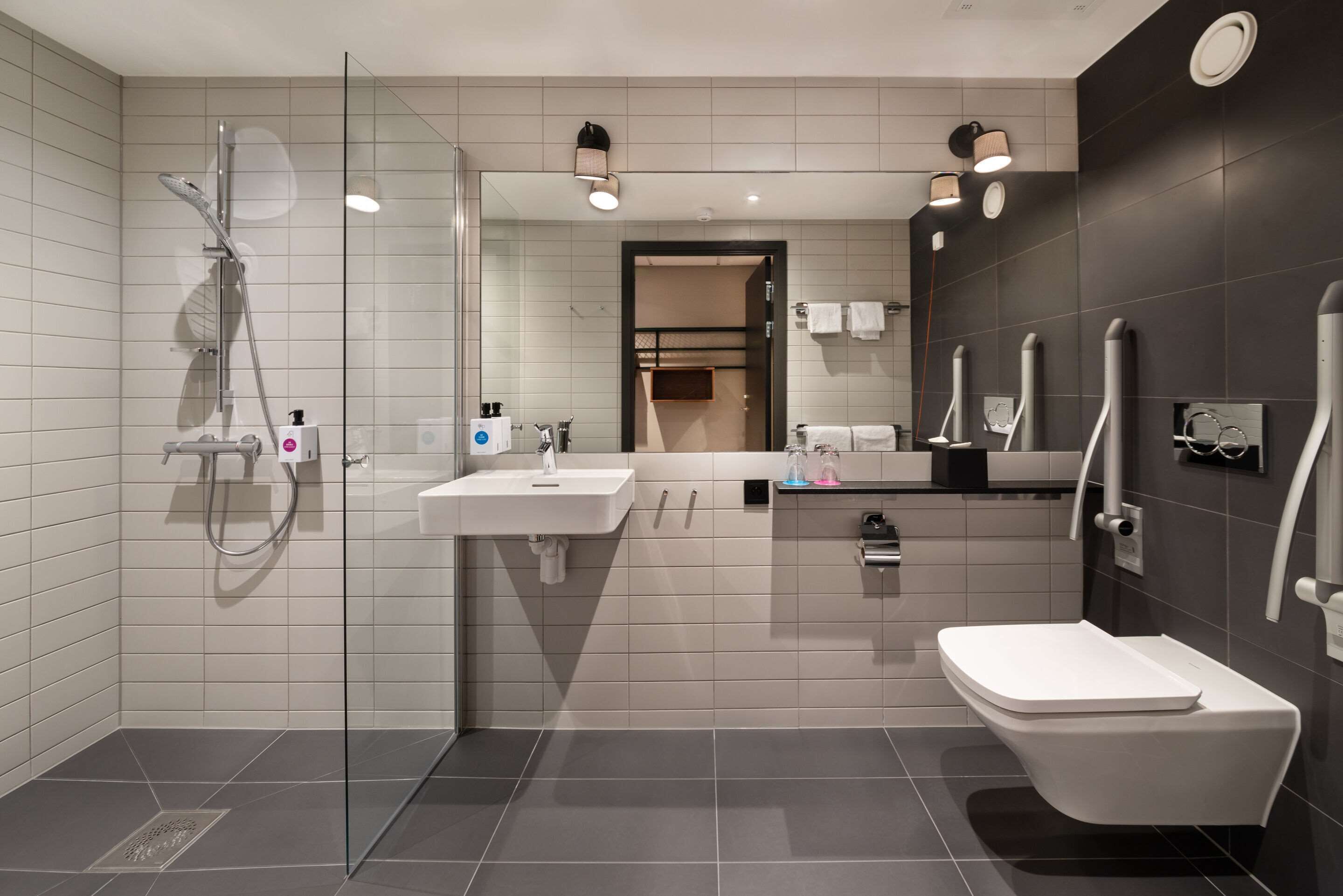 desk, laptop workspace, soundproofing, bed sheets