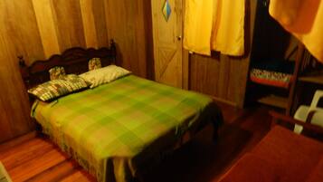 Cabin, 3 phòng ngủ, phòng tắm riêng, quang cảnh sông | 3 phòng ngủ, trang trí khác biệt, bàn ủi/dụng cụ ủi quần áo