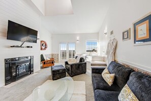 TV, fireplace, DVD player, stereo