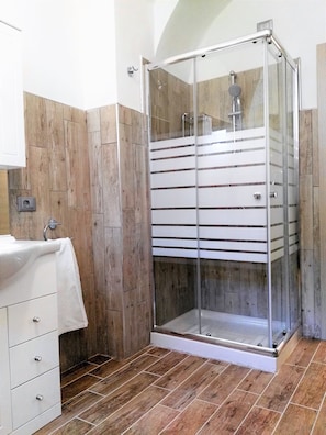 Dusche, Bidet