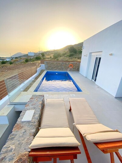 VILLA WITH PRIVATE POOL AND SCENIC SURROUNDINGS