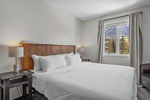 3 bedrooms, iron/ironing board, travel crib, free WiFi