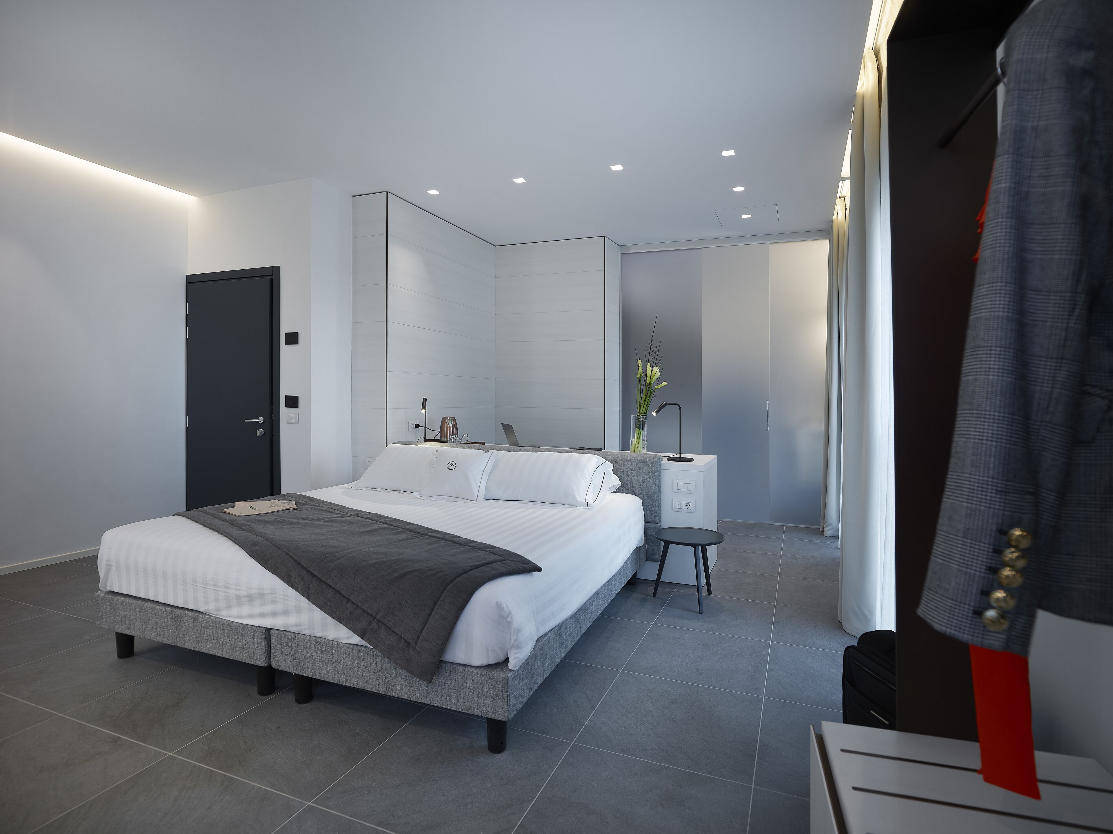 Literie de qualité supérieure, couette en duvet d'oie, minibar