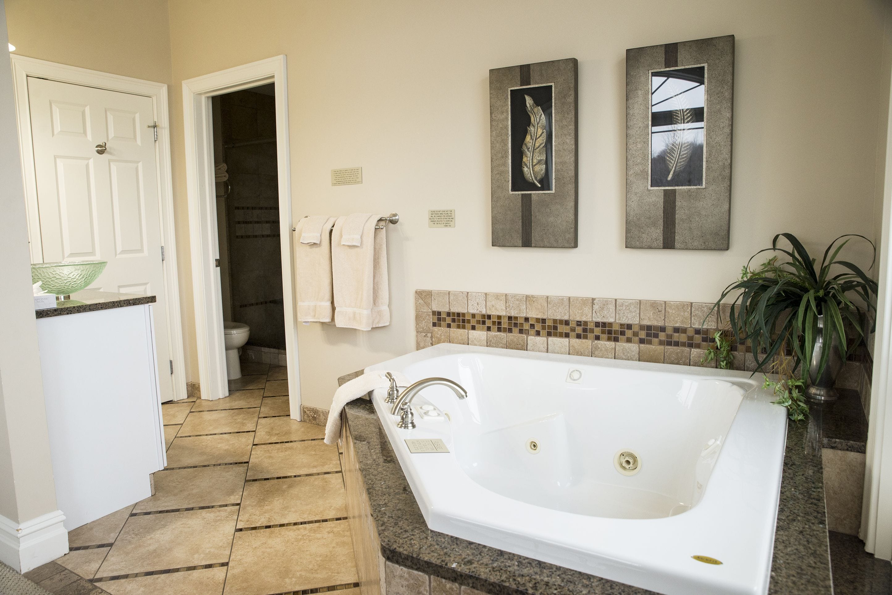 Riverwalk Place Resort & Spa