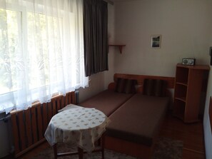 مكواة/لوح كي وواي فاي مجانًا وملاءات أسرّة