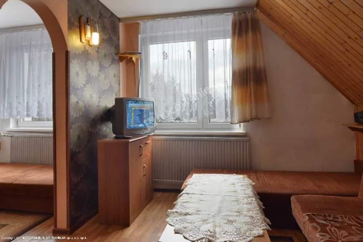 Classic Quadruple Room, Multiple Beds, Mountain View (nr 4) | Iron/ironing board, free WiFi, bed sheets