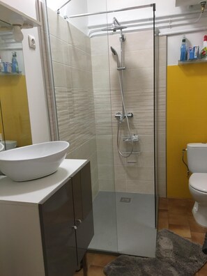 Dusche, Haartrockner