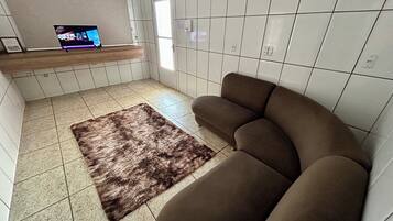 TV, Netflix, streaming services