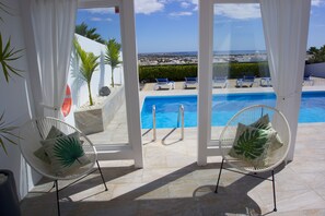 室外泳池、暖水池