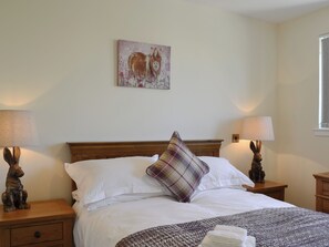 1 bedroom, free WiFi, bed sheets - 1 bedroom accommodation in Kilbucho, near Biggar (Kilbucho, near Biggar)