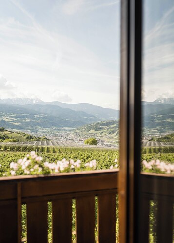 Weinberg Apartments, apartments for 4 persons with Brixen South Tyrol Guest Pass