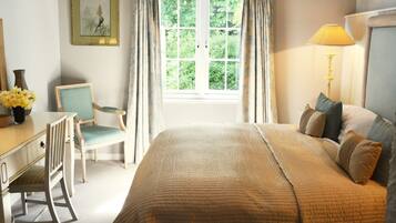 2 slaapkamers, een strijkplank/strijkijzer, reisbedje, internet