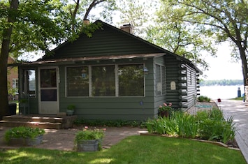 street view of cabin 