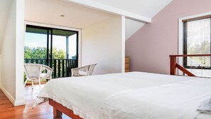 1 chambre, fer et planche à repasser, draps fournis