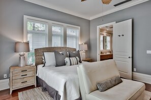 4 Schlafzimmer, Bügeleisen/Bügelbrett, kostenloses WLAN, Bettwäsche