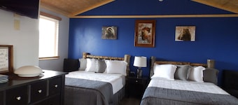  Denali Wildlife Grizzly Cabin Luxury with a touch of Rustic.. 