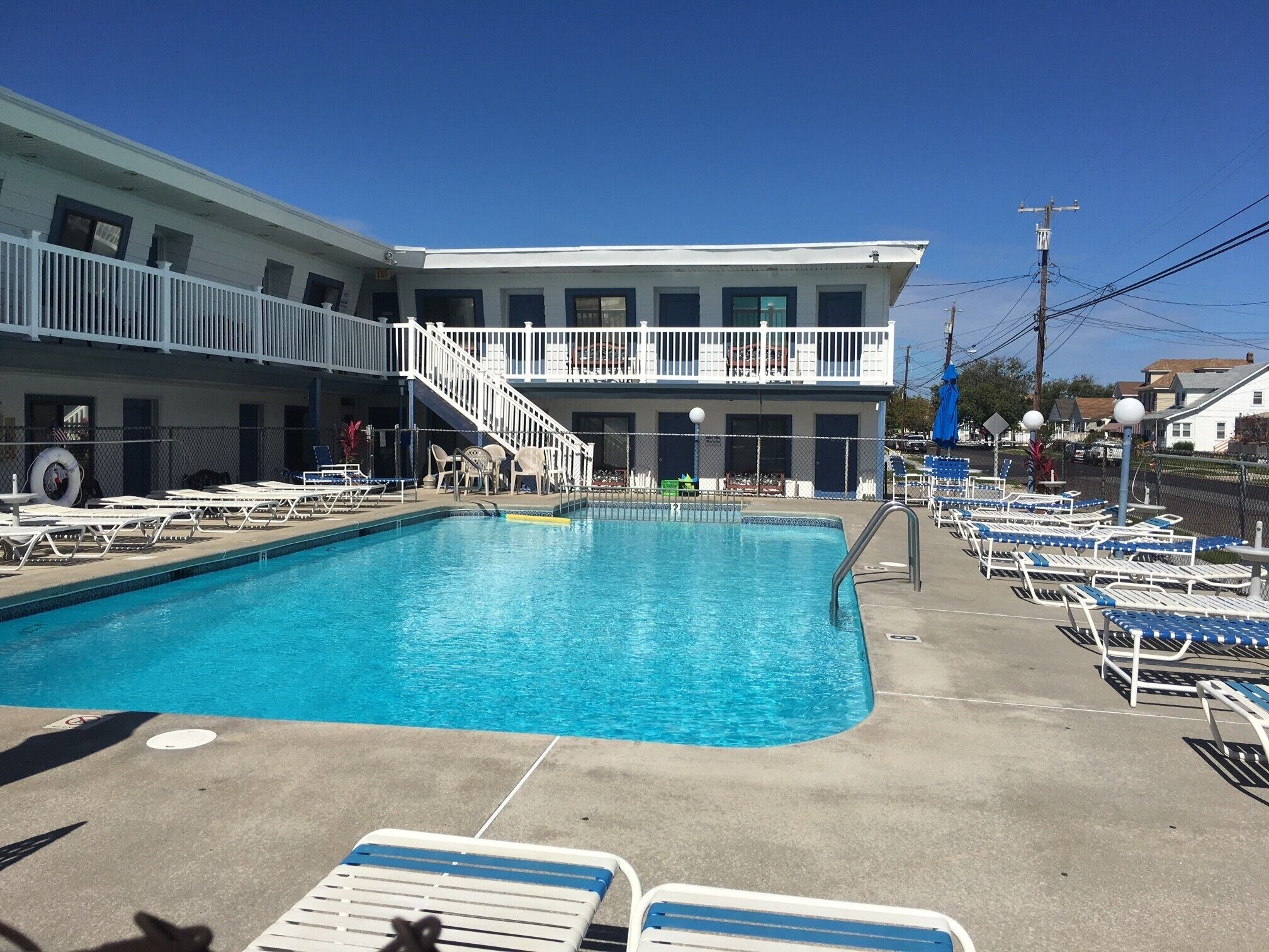 N.Wildwood/ SEASONAL Rental - 2 Blocks to BEACH Unit B. ASK about DISCOUNTS 