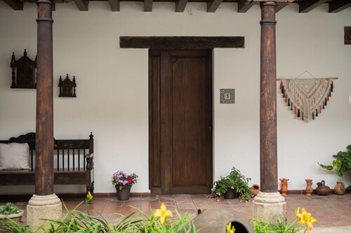 Central Antigua apartment with kitchen
