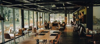 拉瓦勒西部勒柯布西翁飯店  