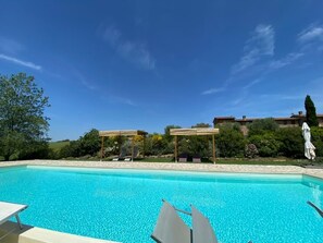 Outdoor pool - Ornellaia 2 bedroom home with pool, AC and WIFI a Fontanaro Property (Paciano)
