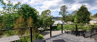 Cloudsong Chalet 1 - lÀhellÀ kylÀn keskustaa!