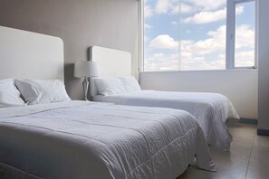 Basic-Vierbettzimmer, 2 Doppelbetten, Nichtraucher