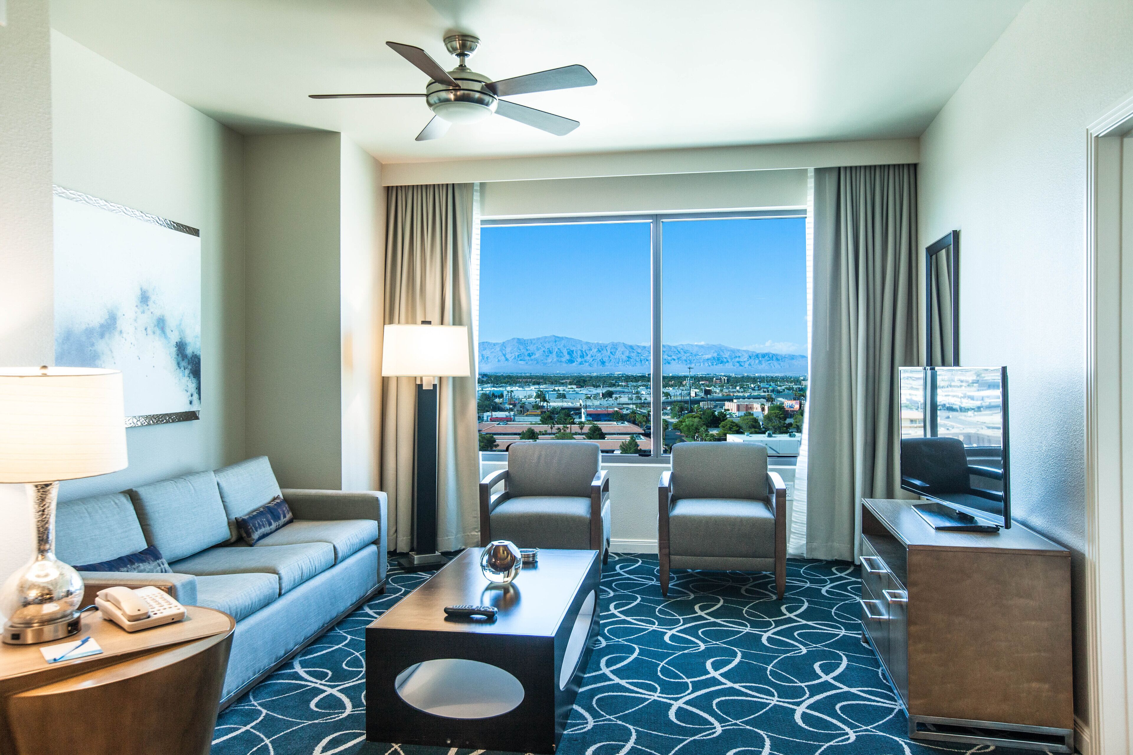 Wyndham Desert Blue - Comfortable 2 bedroom apartment in the heart of Las Vegas